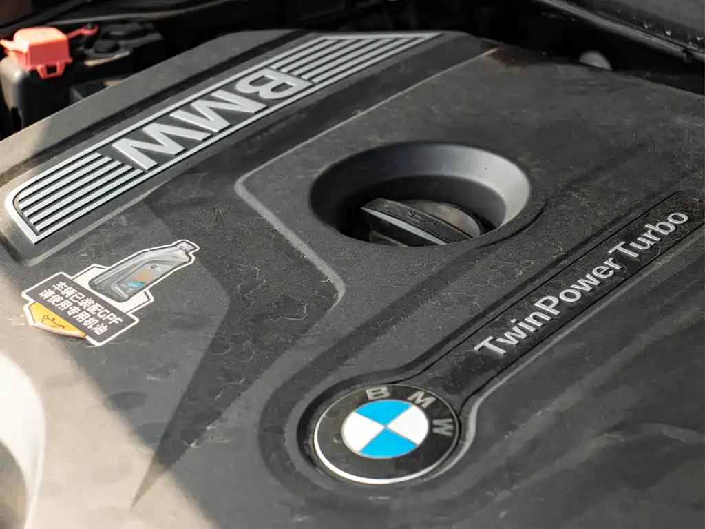 BMW 5 Series 2020 — фото 21