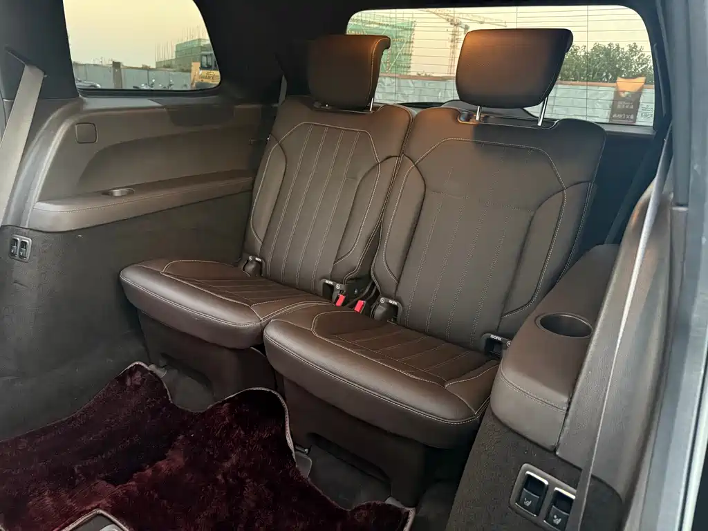 Mercedes-Benz GLS 2017 — фото 14