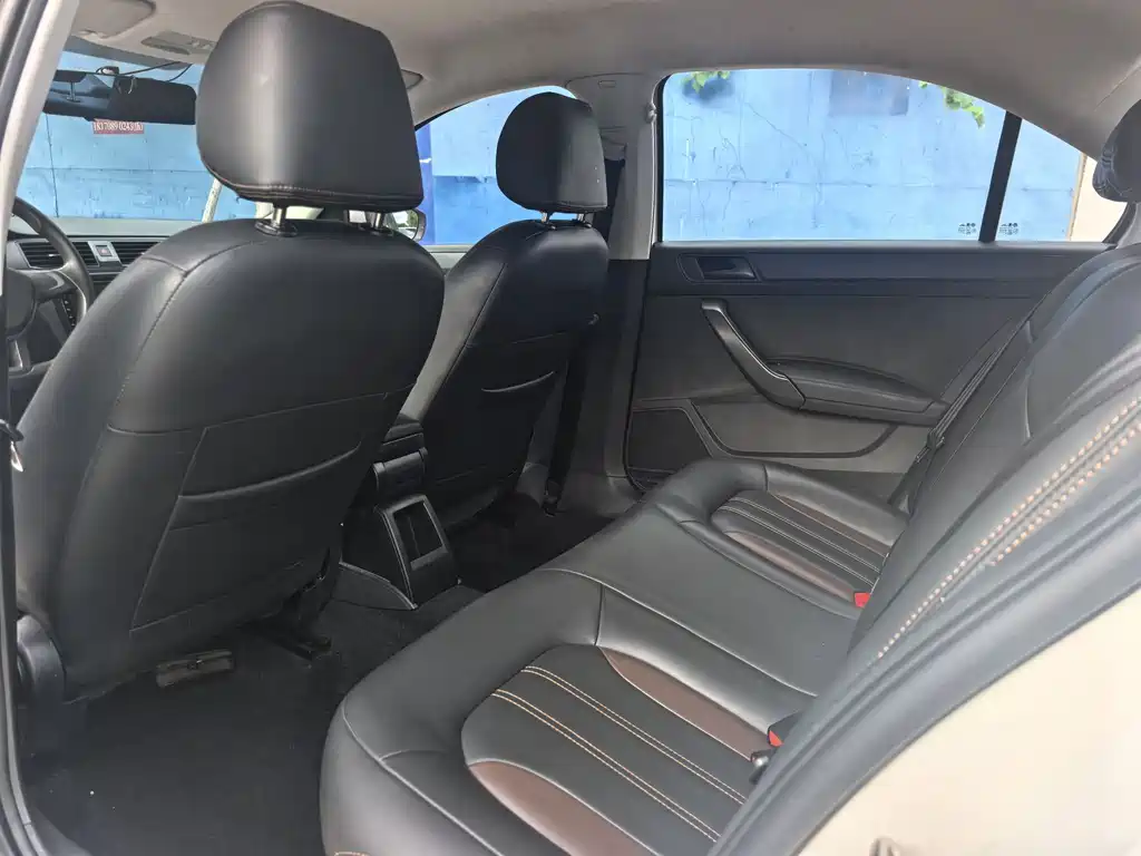 Volkswagen Santana 2016