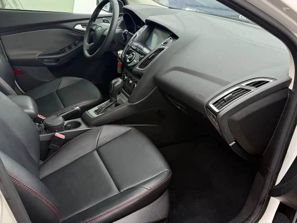 Ford Focus 2014