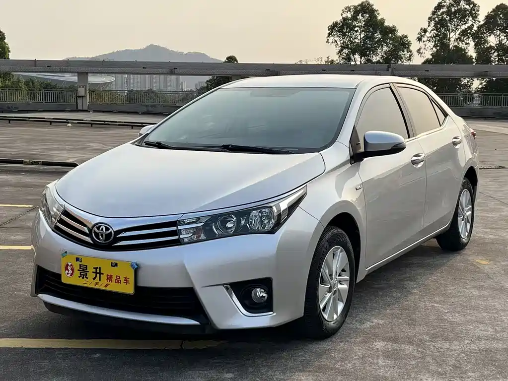 Toyota Corolla 2019 — фото 1