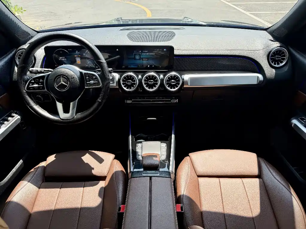 Mercedes-Benz GLB 2021