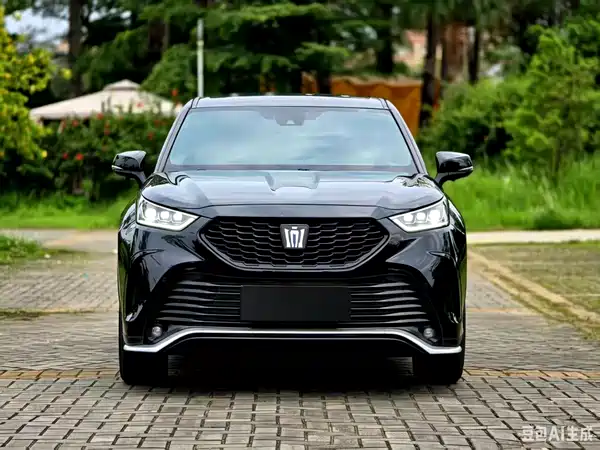 Toyota Crown Kluger 2023