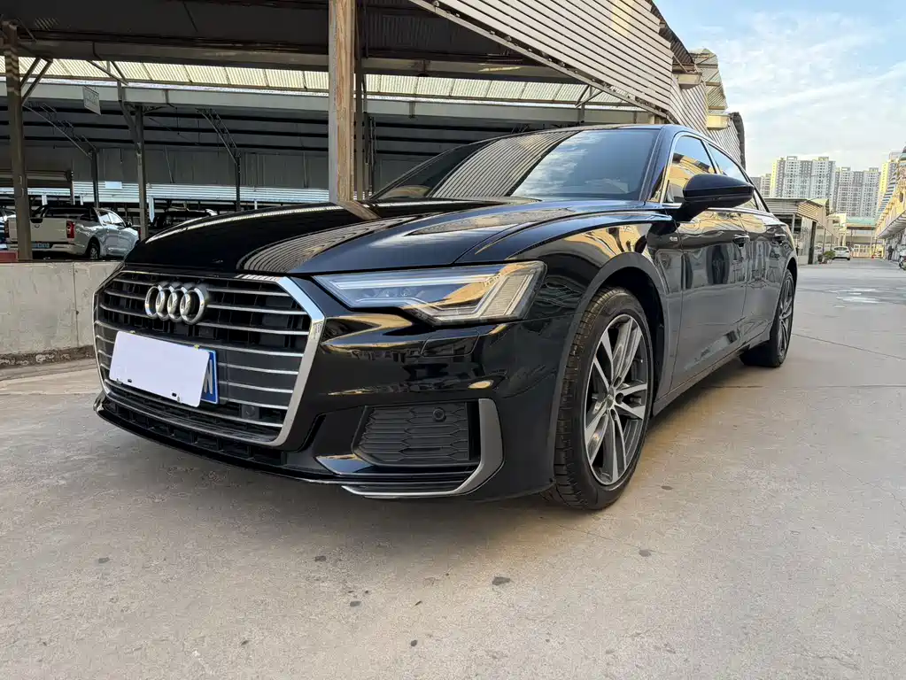 Audi A6L 2021 — фото 1
