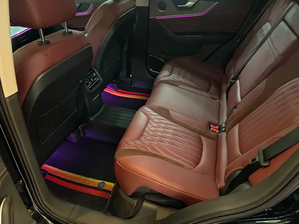 Hongqi HS5 2023 — фото 7