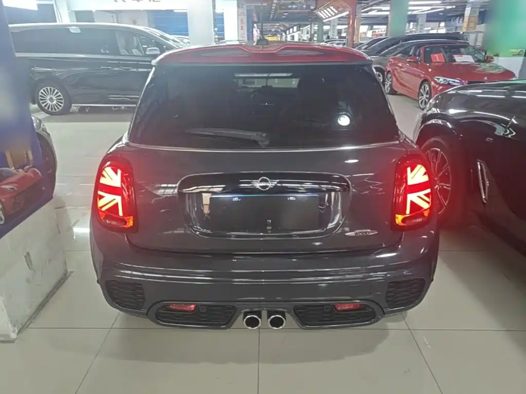 MINI MINI 2021