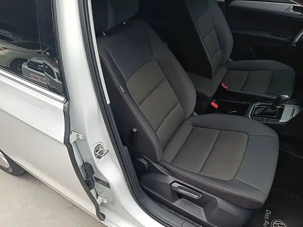 Volkswagen Golf Jialu 2016 — фото 25