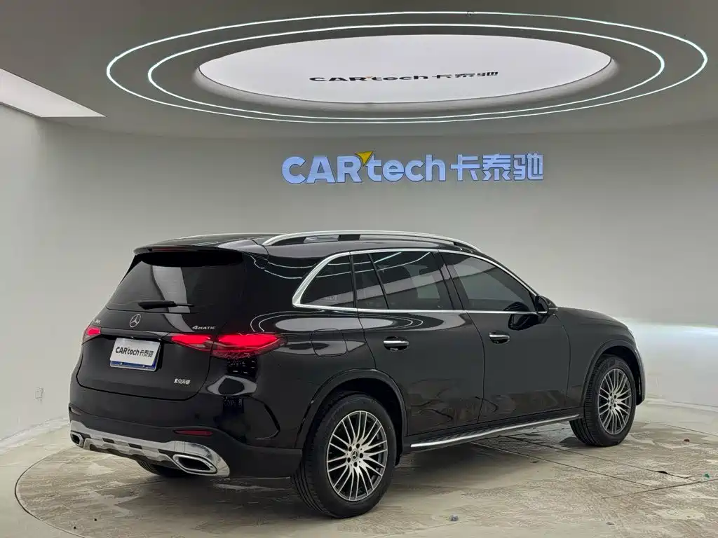 Mercedes-Benz GLC 2025