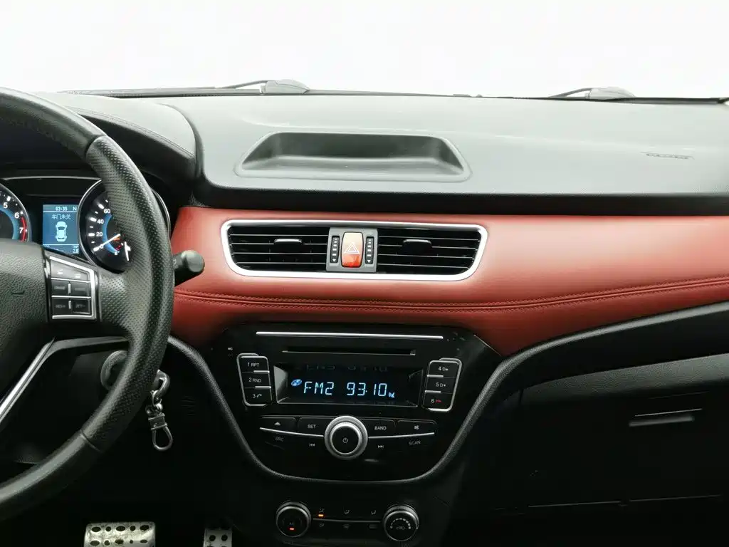 Haval H1 2016 — фото 12