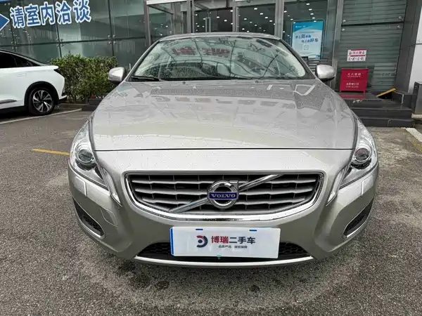 Volvo S60 2012