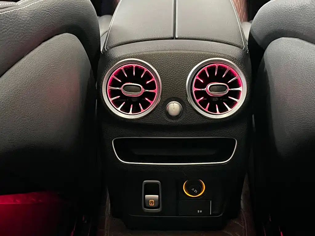Mercedes-Benz C-Class 2022 — фото 20