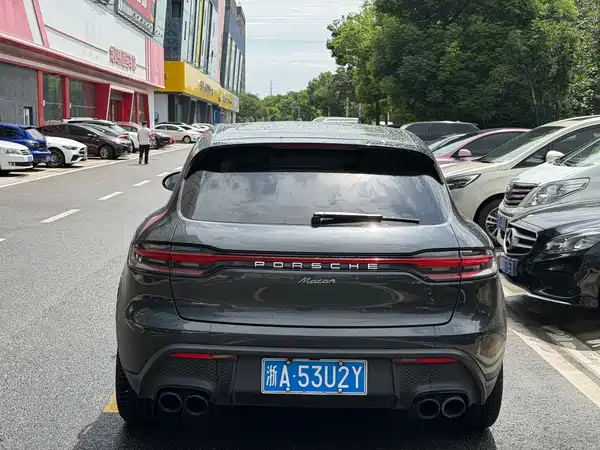 Porsche Macan 2022
