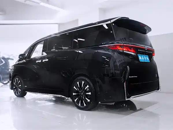 Toyota Vellfire 2024