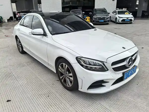 Mercedes-Benz C-Class 2019