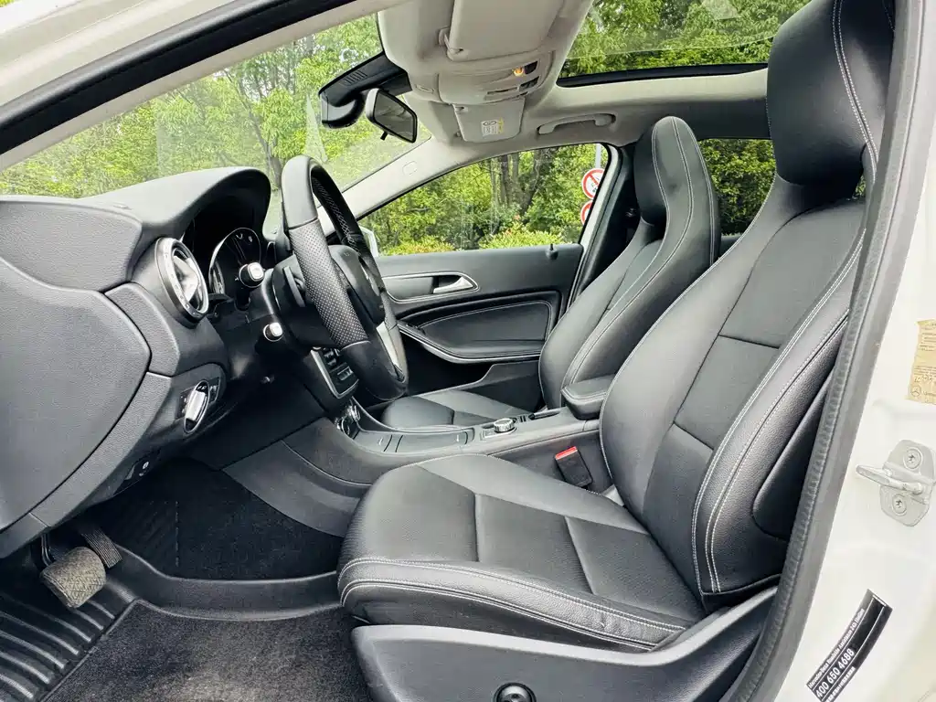 Mercedes-Benz GLA 2015 — фото 8