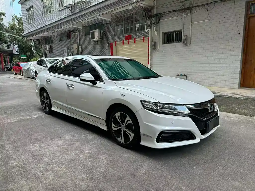 Honda Spirior 2015