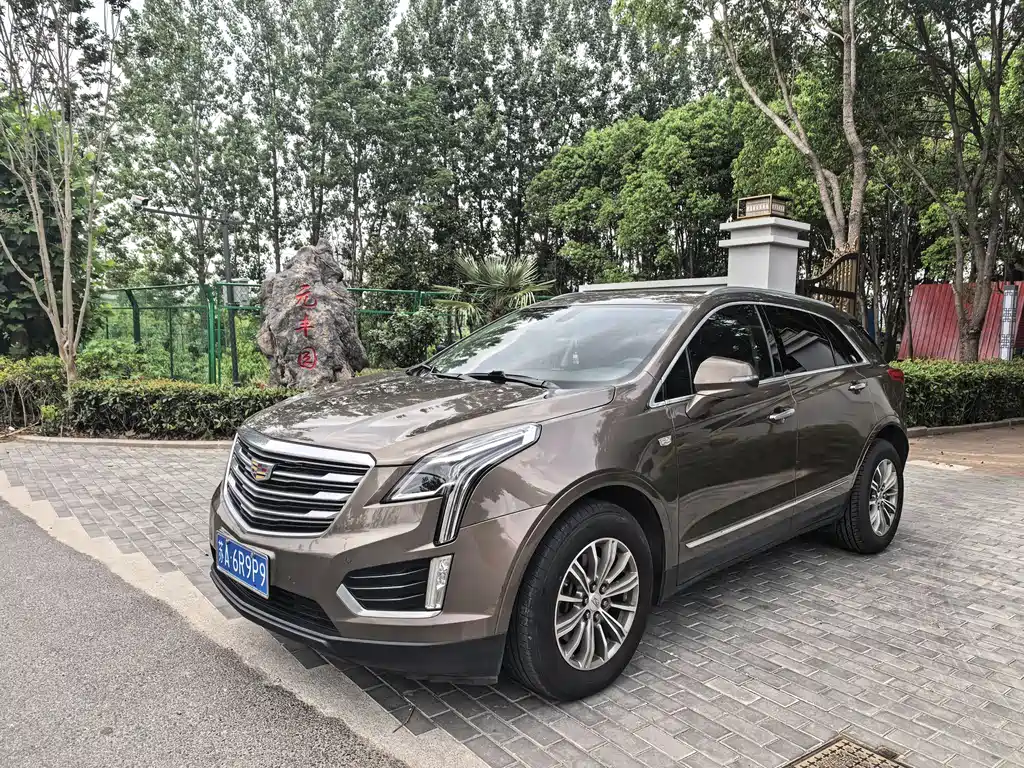 Cadillac XT5 2016 — фото 2