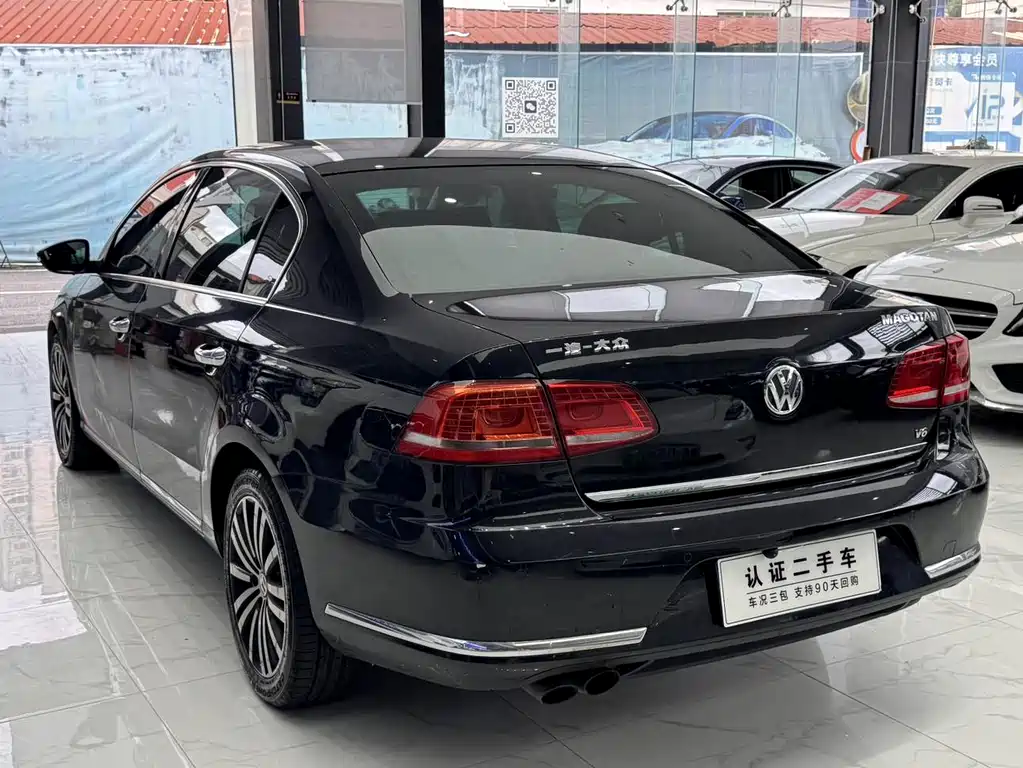 Volkswagen Magotan 2012