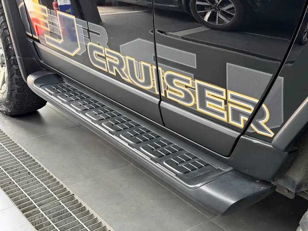 Toyota FJ Cruiser 2019 — фото 6