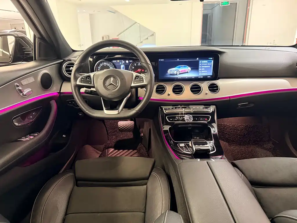 Mercedes-Benz E-Class 2018 — фото 18