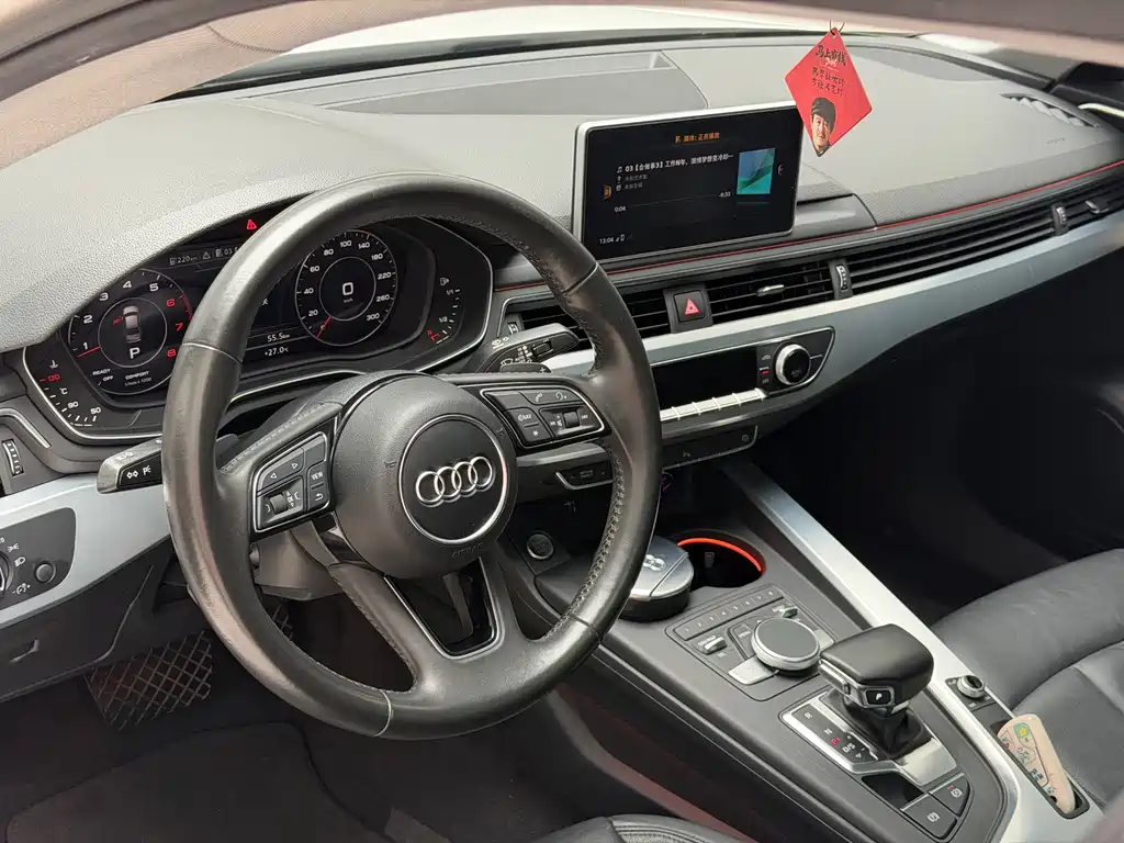 Audi A4L 2018 — фото 8