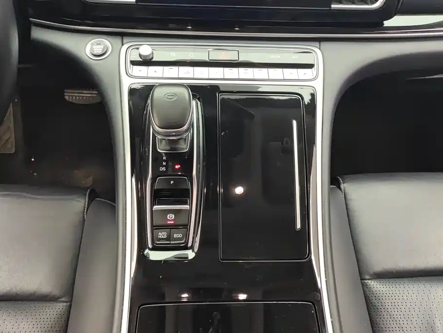 GAC Trumpchi M8 2022 — фото 16