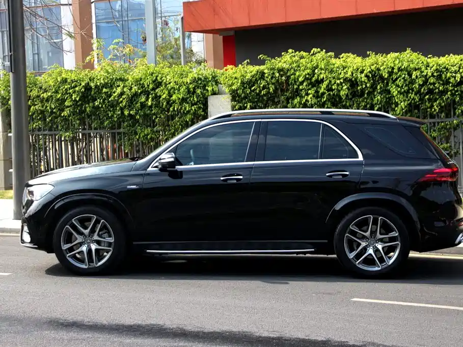 Mercedes-Benz GLE AMG 2023 — фото 3