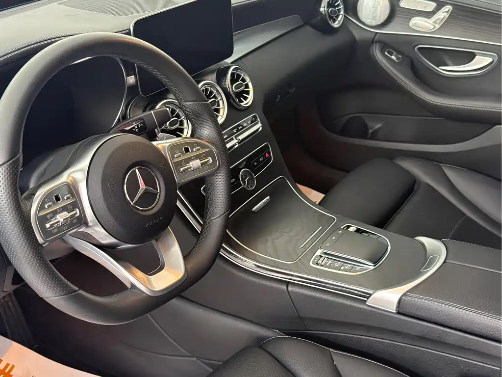 Mercedes-Benz C-Class 2021 — фото 19