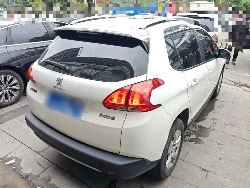 Peugeot 2008 2014