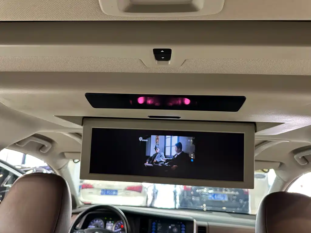 Toyota Sienna 2019 — фото 14