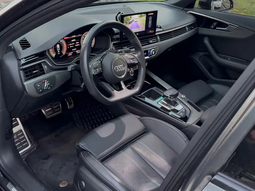 Audi A4L 2023