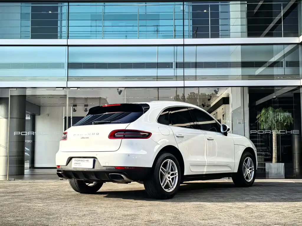 Porsche Macan 2016 — фото 6