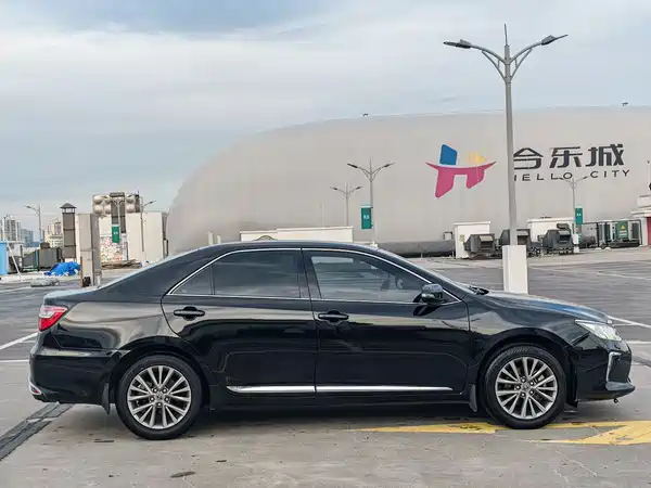 Toyota Camry 2016
