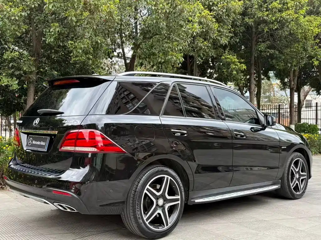 Mercedes-Benz GLE 2016 — фото 42