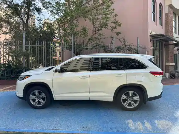 Toyota Highlander 2018