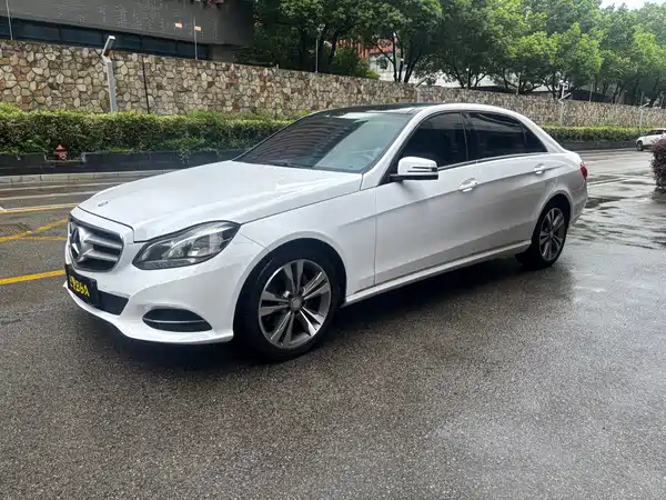 Mercedes-Benz E-Class 2015