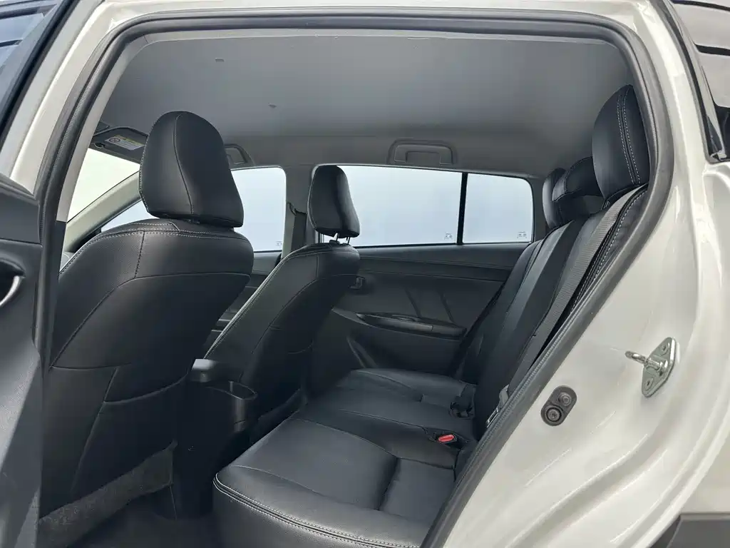 Toyota Yaris L 2022