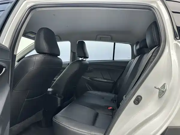 Toyota Yaris L 2022