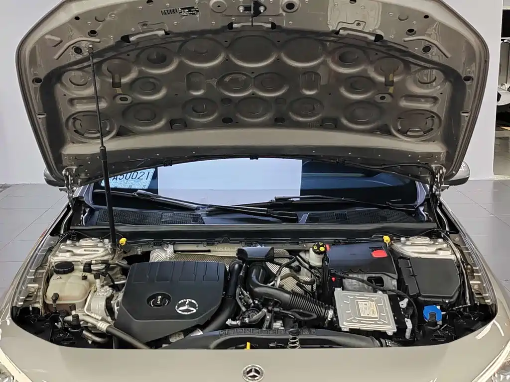 Mercedes-Benz A-Class 2021 — фото 15