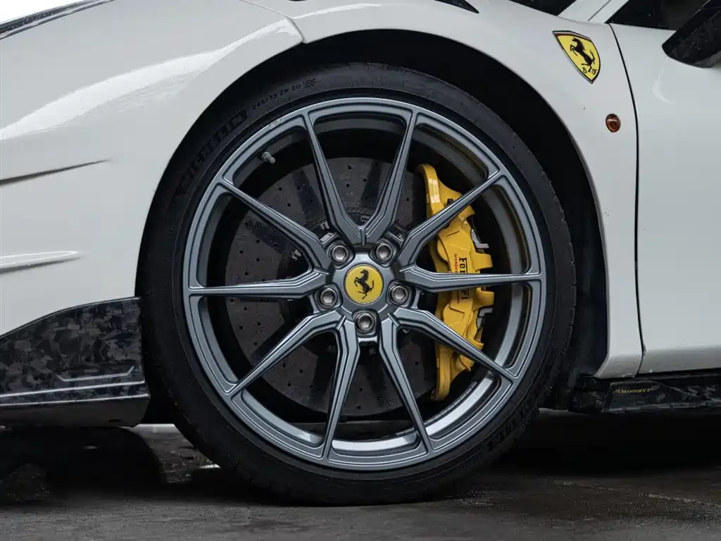 Ferrari 488 2019 — фото 8