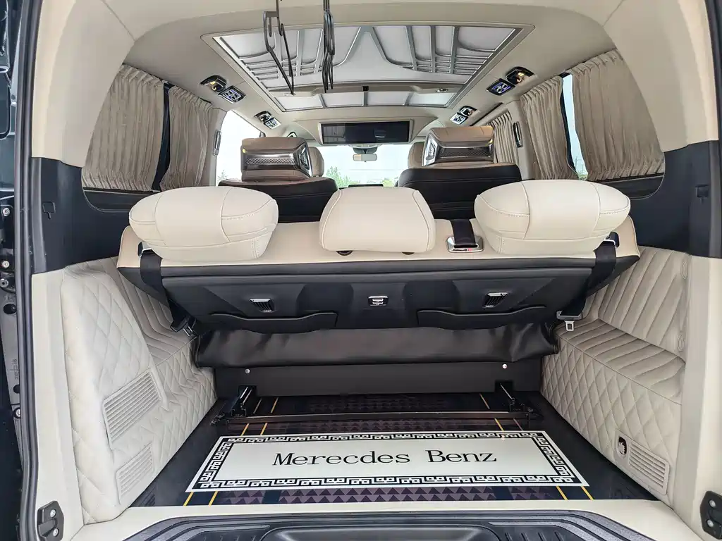 Mercedes-Benz Vito 2023 — фото 8