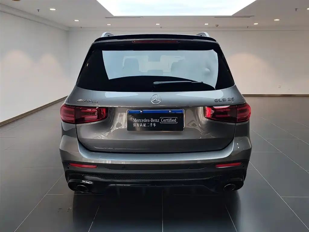 Mercedes-Benz GLB AMG 2025 — фото 18