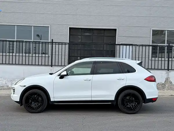 Porsche Cayenne 2014