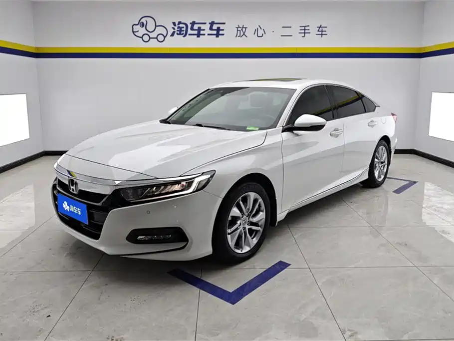 Honda Accord 2019 — фото 1