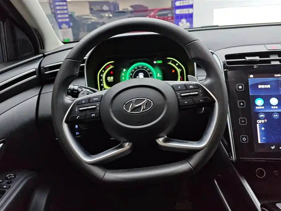 Hyundai Tucson 2023 — фото 15