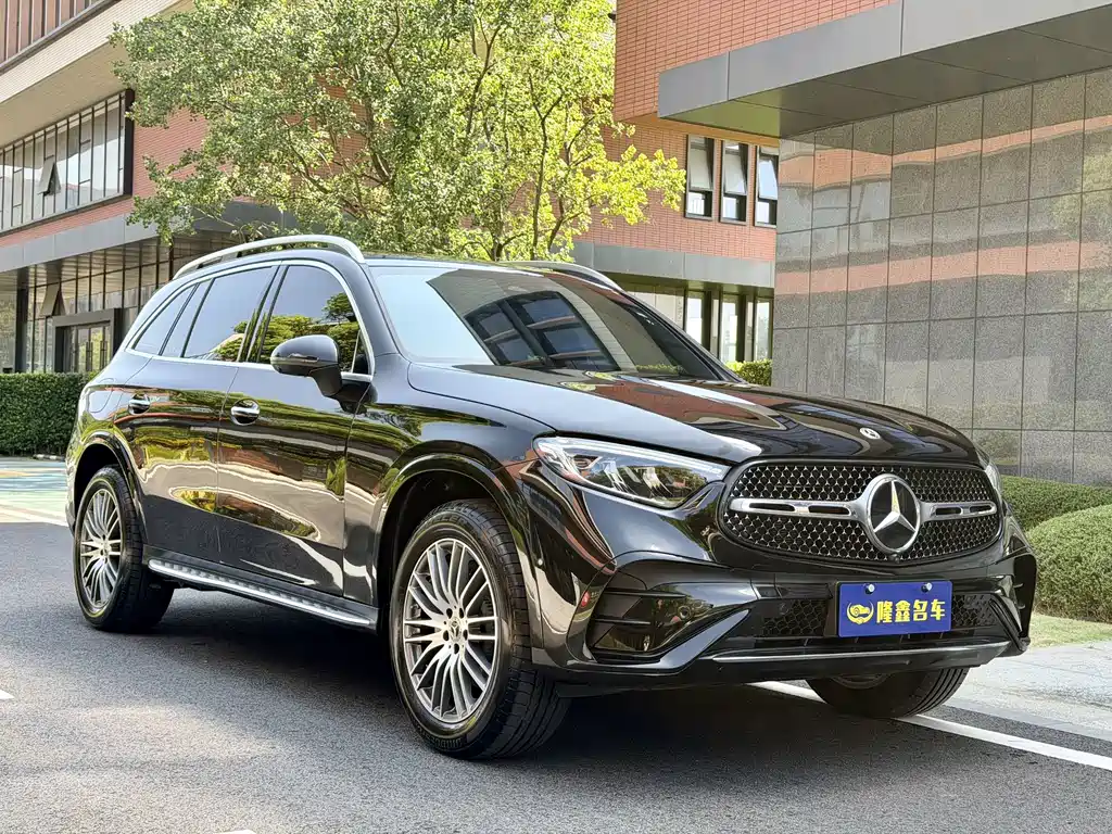 Mercedes-Benz GLC 2025