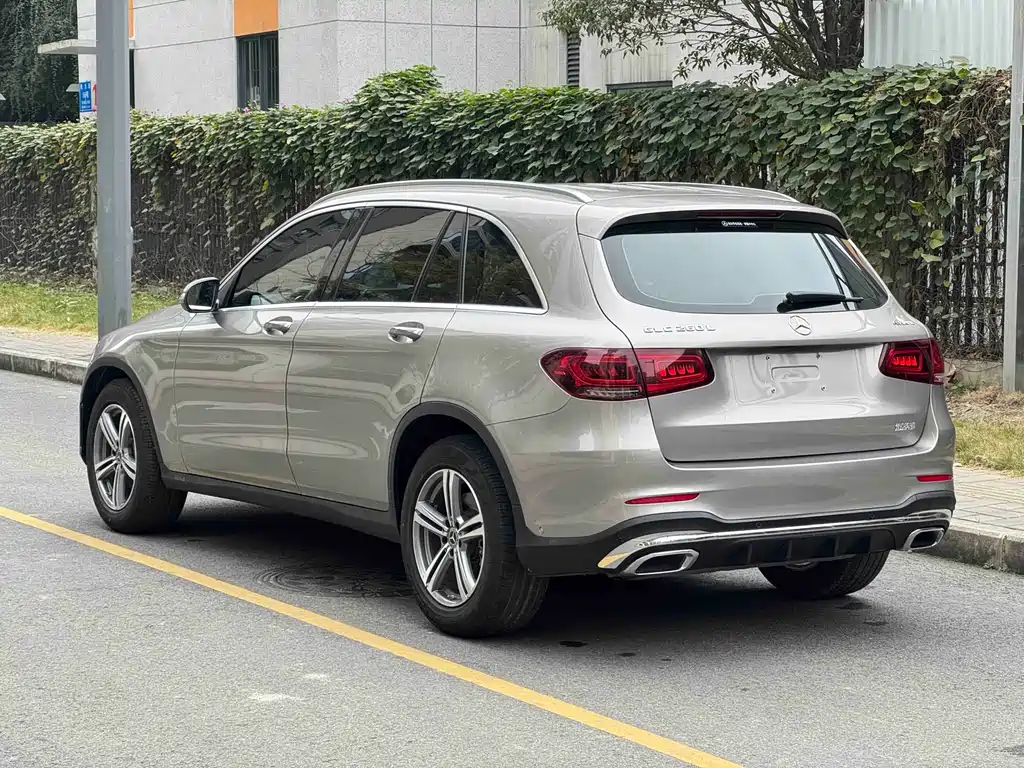 Mercedes-Benz GLC 2020 — фото 18