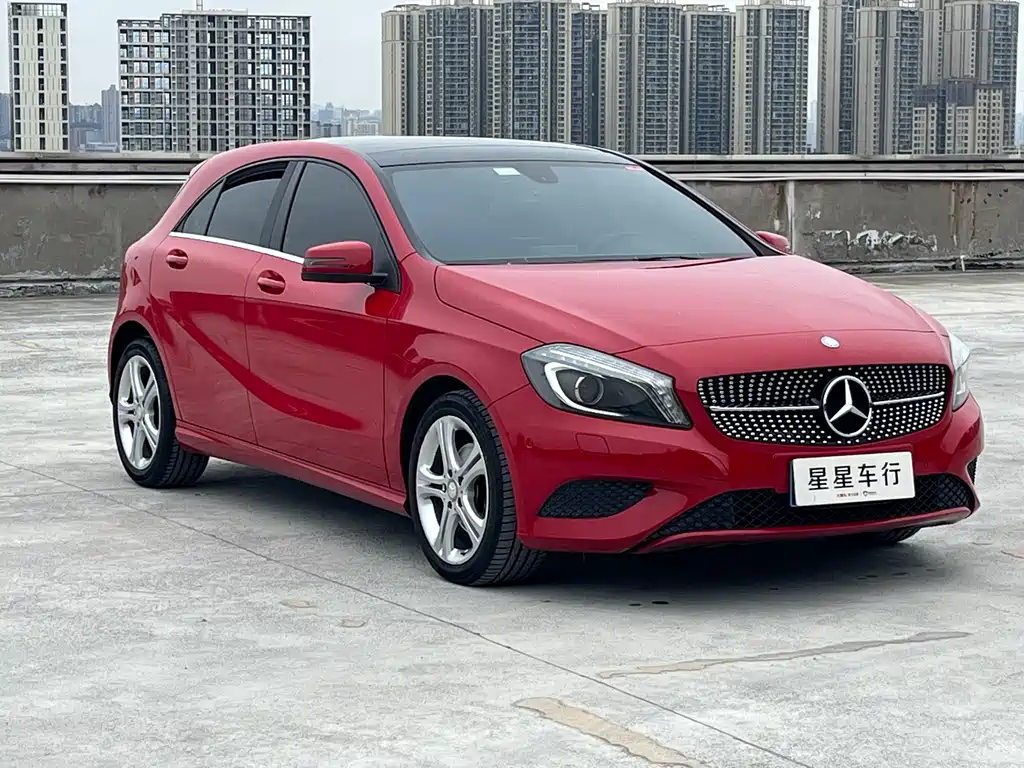 Mercedes-Benz A-Class 2015 — фото 14
