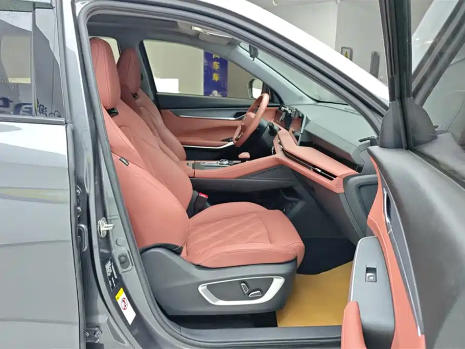 Changan CS75 PLUS 2023 — фото 8