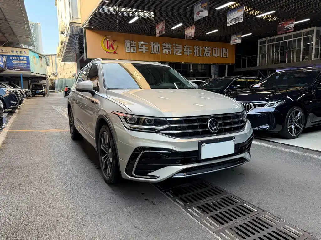 Volkswagen Tiguan L 2021
